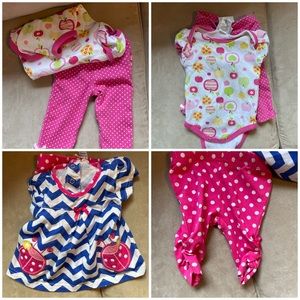 🌾 2 baby girl sets